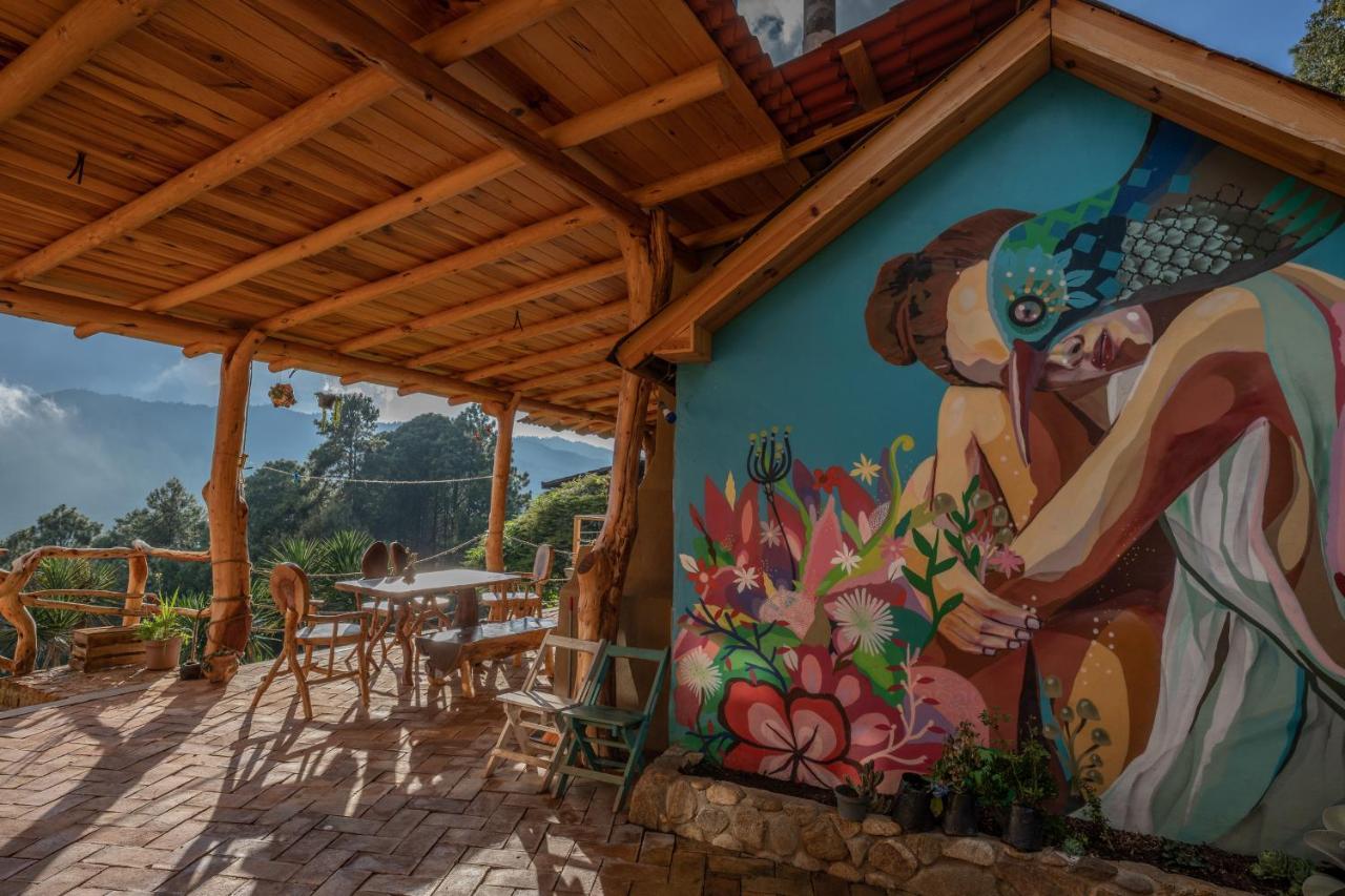 Готель Casa Chuparrosas San Mateo Rio Hondo Екстер'єр фото